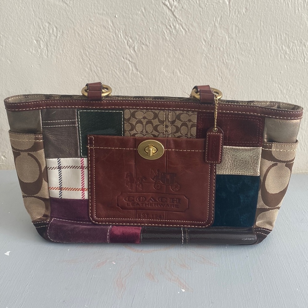 Pre loved coach bag